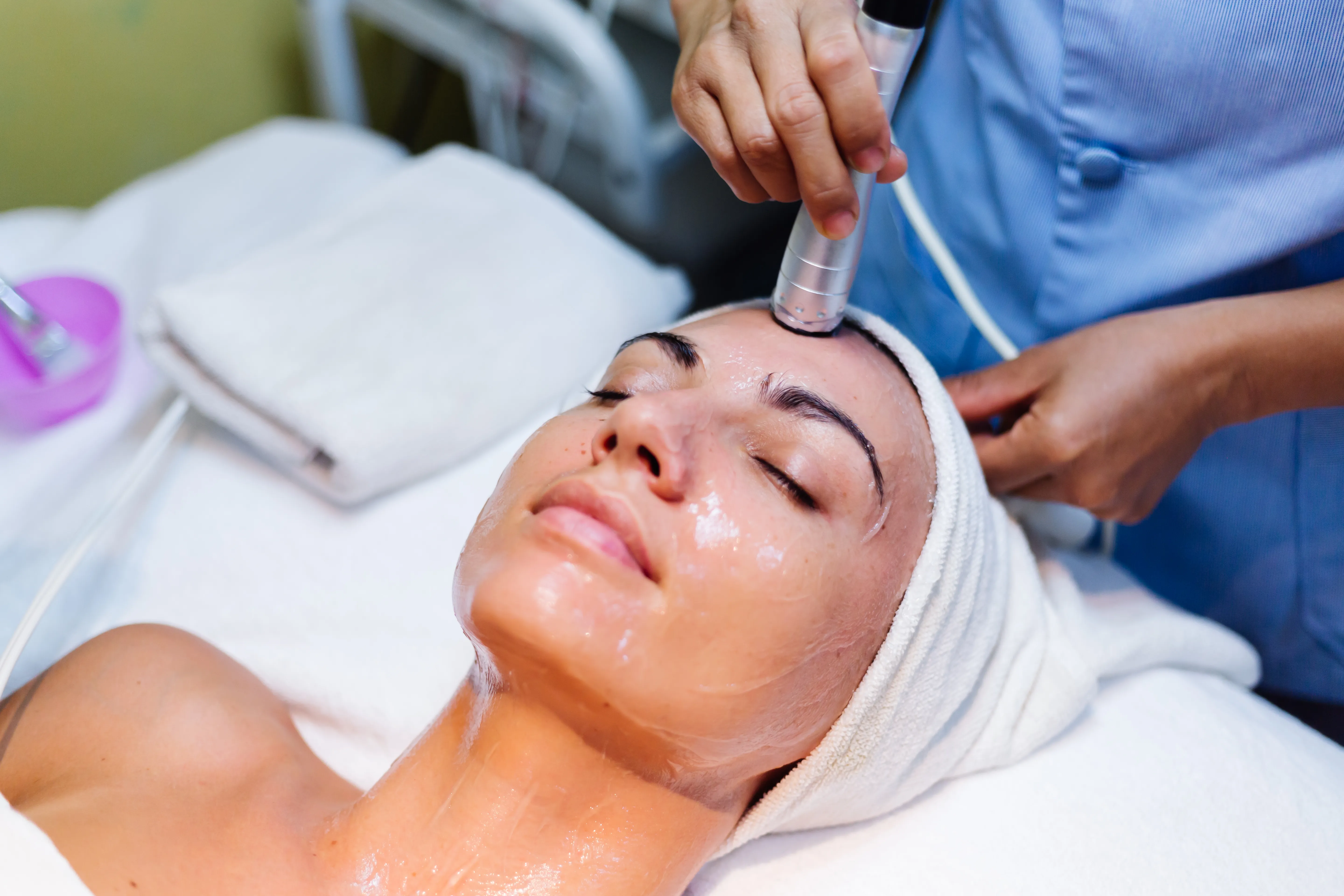 AIM+ Signature Facial treatment